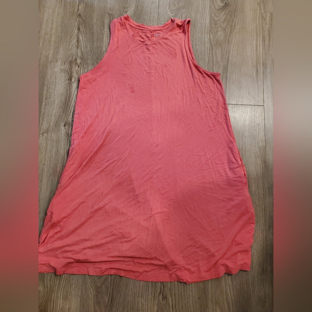Pink dress